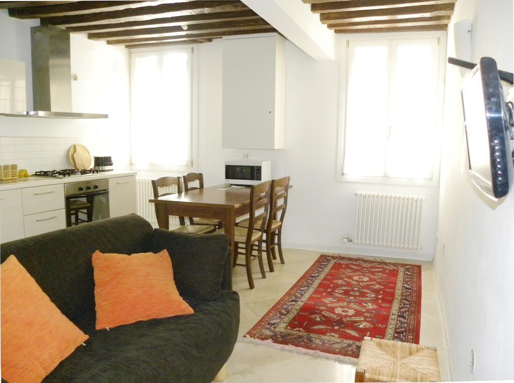 La Coccola Apartment Венеция Стая снимка