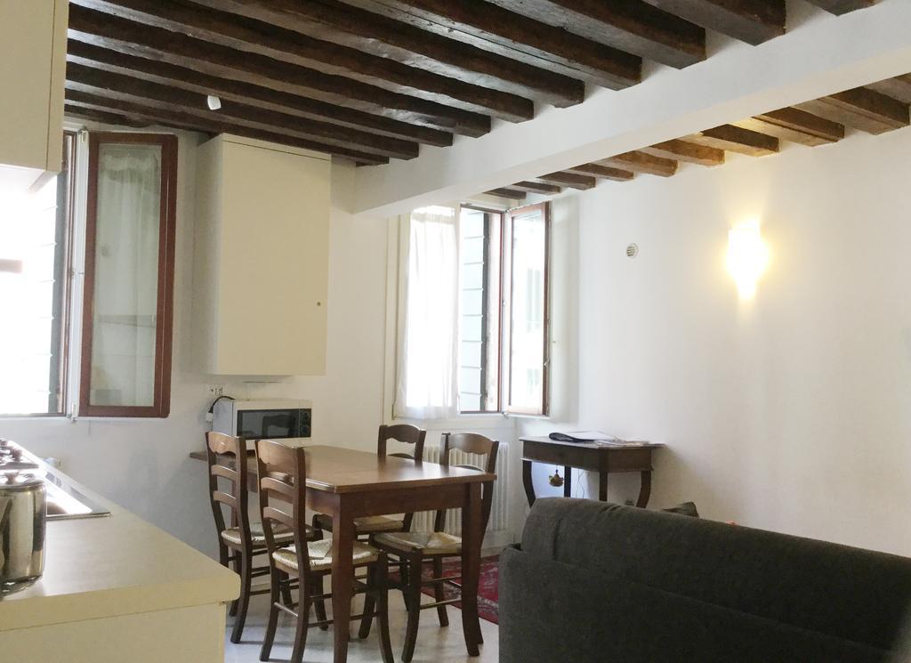 La Coccola Apartment Венеция Екстериор снимка