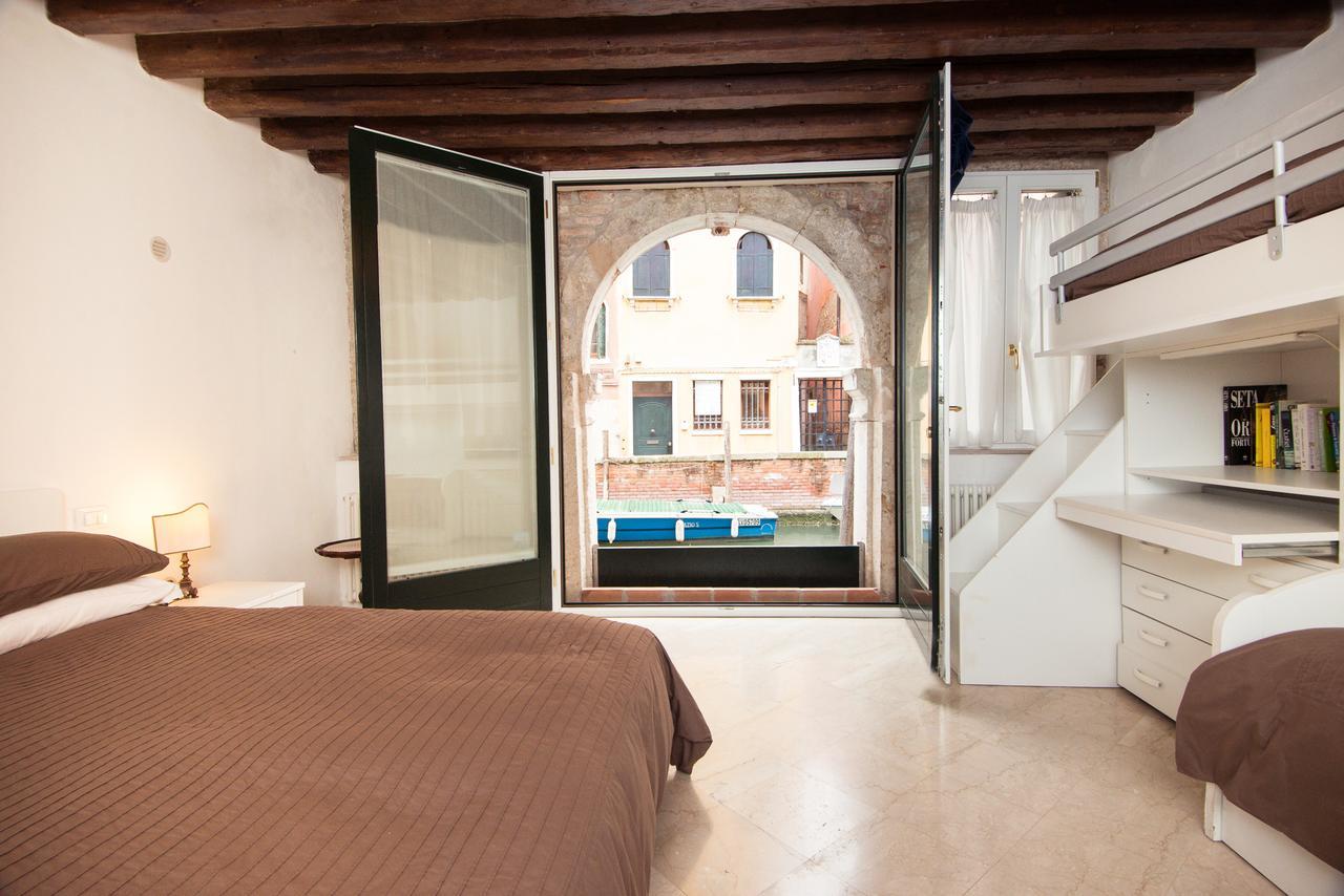La Coccola Apartment Венеция Екстериор снимка