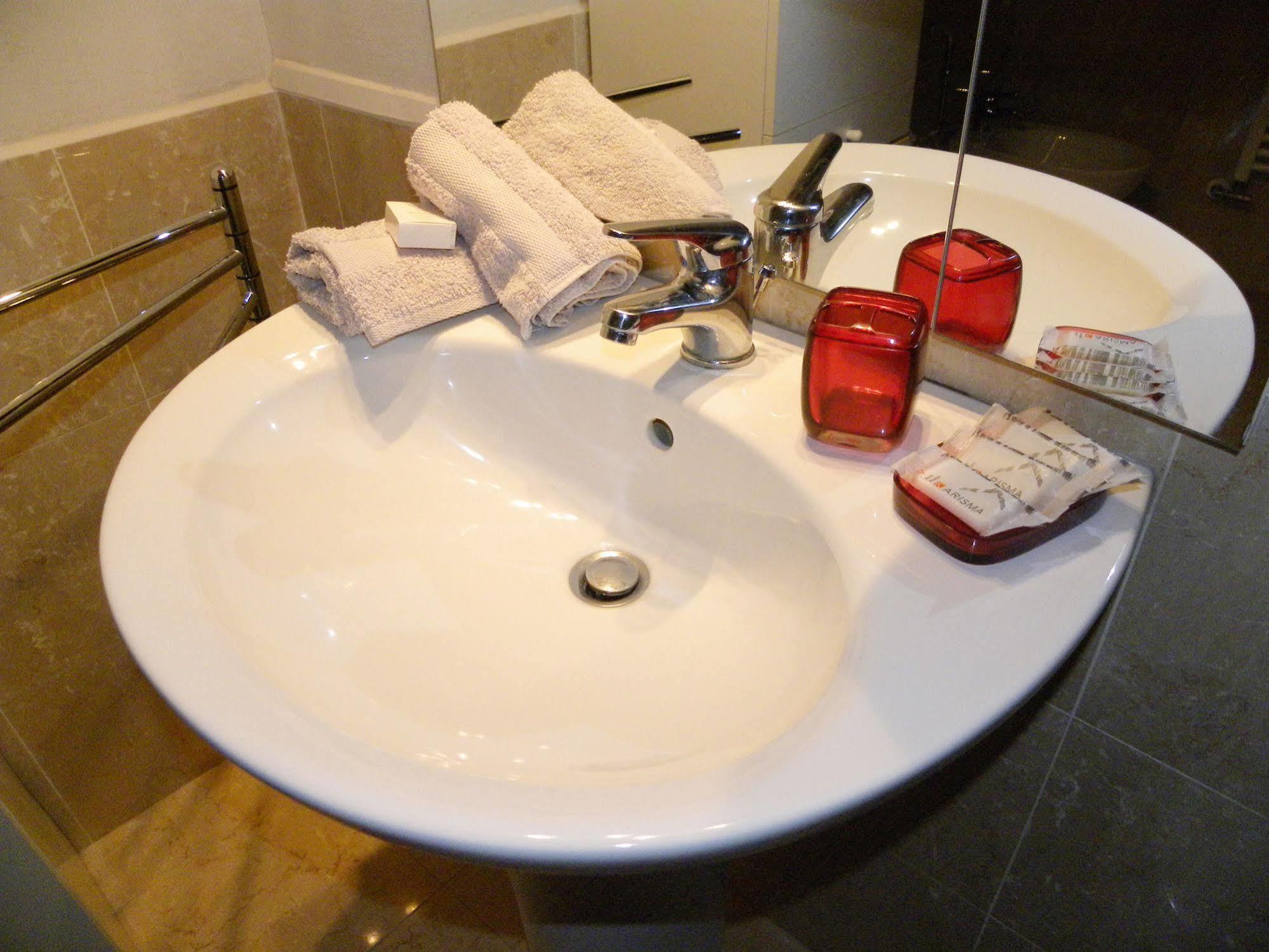 La Coccola Apartment Венеция Екстериор снимка