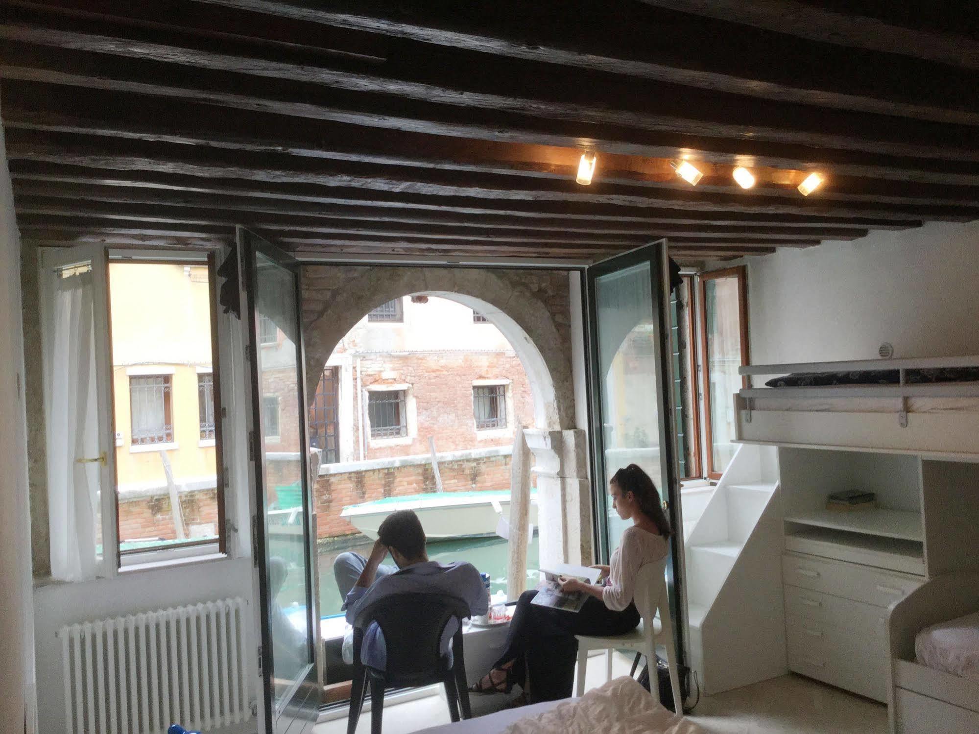 La Coccola Apartment Венеция Екстериор снимка